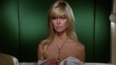 Farrah Fawcett naked - Saturn 3 (1980)