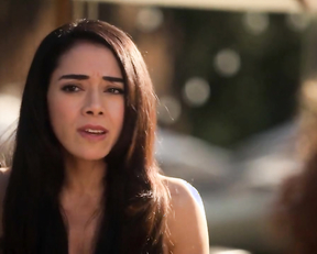 Aimee Garcia naked - Lucifer s04e06 (2019)