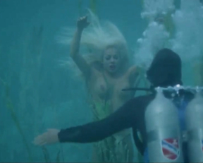 Raquel Welch nudes, Christine Todd - Lady in Cement (1968)