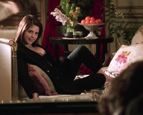 Sarah Michelle Gellar nude - Cruel Intentions (1999)