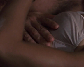 Sarah Jessica Parker nude - Striking Distance (1993)