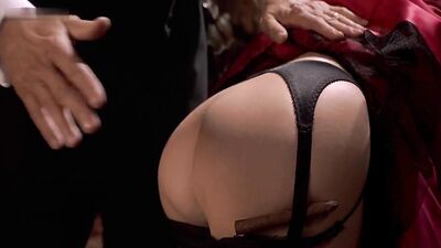 Dana Delany nude - Live Nude Girls (1995)