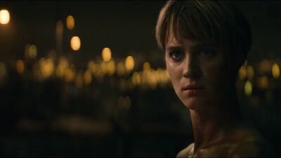 Mackenzie Davis naked - Terminator Dark Fate (2019)