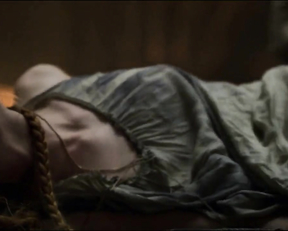 Saoirse Ronan nude - Mary Queen of Scots (2018)