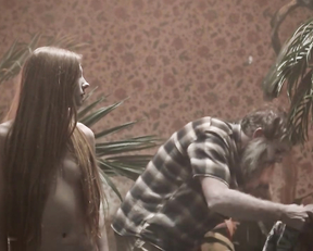 Anneke Sluiters nude - Hotel Poseidon (2021)