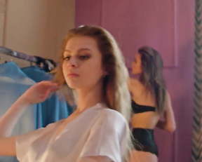 Mariya Gorban sexy - Modnyy sindikat s01e05 (2022)