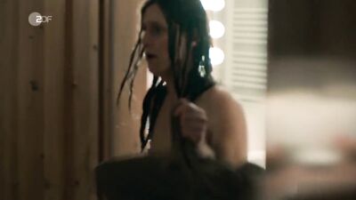 Sophie Lutz nude - Spreewaldkrimi s02e04 (2022)