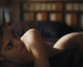 Allie Marie Evans nude - Gaslit s01e01 (2022)