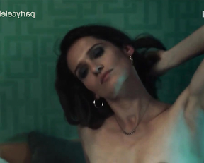 Alma Hasun naked - Vorstadtweiber s01e59 (2022)