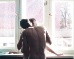 Maria Debska nude - Autumn Girl (2021)