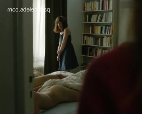 Jeanne Disson nude - Les petites vacances (2018)