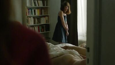 Jeanne Disson nude - Les petites vacances (2018)