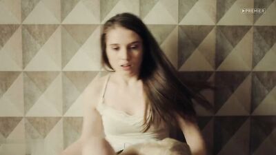 Veronika Mokhireva sexy - Family s01e05e10-13 (2022)