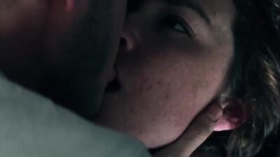 Freya Mavor nude - Il etait une seconde fois s01e01-04 (2019)
