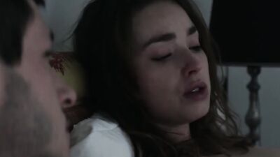 Freya Mavor nude - Il etait une seconde fois s01e01-04 (2019)