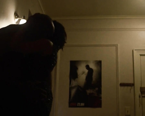 Simone Missick sexy - Luke Cage s01e01 (2016)