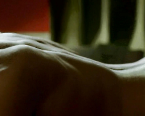 Ana de la Reguera nude - Asi del precipicio (2006)