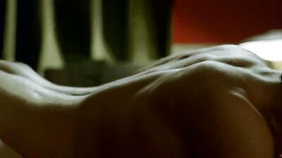 Ana de la Reguera nude - Asi del precipicio (2006)
