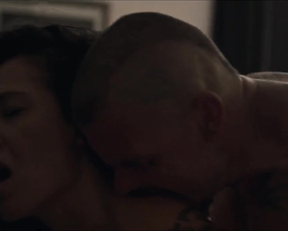 Abbey Lee nude - Outlaws (2017)