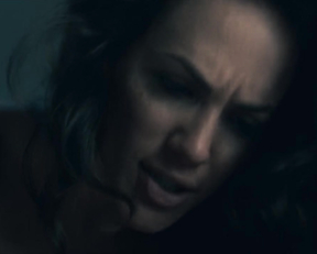 Kate Siegel nude - The haunting of hill house s01e01-03 (2018)