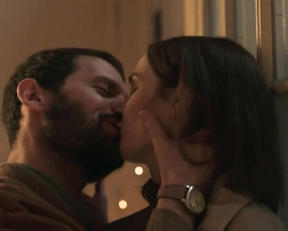 Camille Lou naked – Je te promets s01e10 (2021)