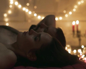 Camille Lou naked – Je te promets s01e10 (2021)