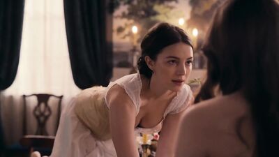 Hailee Steinfeld sex scene - Dickinson s02e10 (2021)