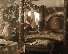 Lily James nude - Pam and Tommy s01e02-03 (2022)