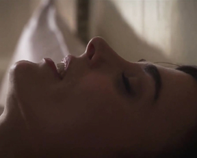 Romane Portail nude – Spy City s01e01 (2020)