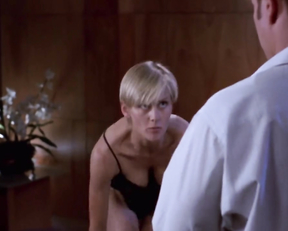 Andrea Thompson nude - Arliss s02e08 (1997)