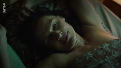 Mari Rantasila naked - Helsinki-syndrooma s01e01 (2022)