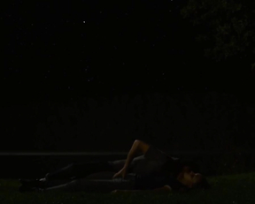 Lily-Rose Depp nude - Les fauves (2018)