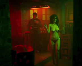 Anna Matysiak nude - Emigracja XD s01e08 (2023)