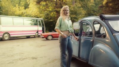 Judith Hoersch nude - Im Wald - Ein Taunuskrimi (2018)