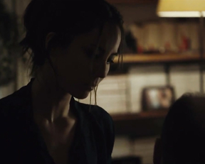 Ophelia Kolb nude - Ce que Pauline ne vous dit pas s01e03-04 (2022)