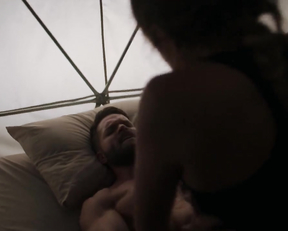 Jess Salgueiro sex scene - The Expanse s04e02 (2019)