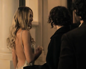 Charlotte Ritchie, Tilly Keeper - You s04e01-05 (2023)