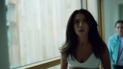 Evin Ahmad nude - Snabba Cash s01e01e03e05e06 (2021)
