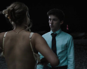 Jennifer Lawrence naked - No Hard Feelings (2023)