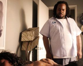 Elizabeth Ruiz naked - White Famous s01e01 (2017)