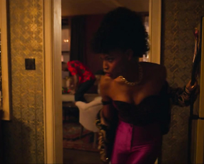 Sarah Shahi, Margaret Odette - Sex/Life 1-4 (2021)