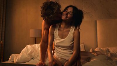 Sarah Shahi, Margaret Odette - Sex/Life 1-4 (2021)