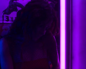 Sarah Shahi nude - SEX/LIFE 1-1 (2021)