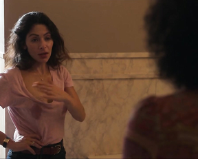 Sarah Shahi nude – SexLife s01 (2021)