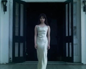 Jenna Ortega nude - Miller's Girl (2024)