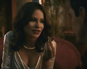 Sofia Vergara sex scene - Griselda s01 (2024)