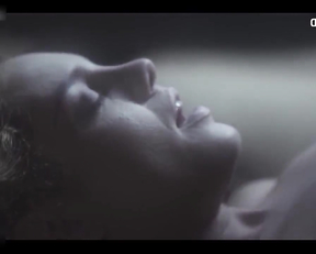 Evgenia Xygorou nude - To proxenio tis Ioulias s01e01 (2023)