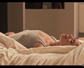 Emma Stone sexy - The Curse s01e01 (2023)