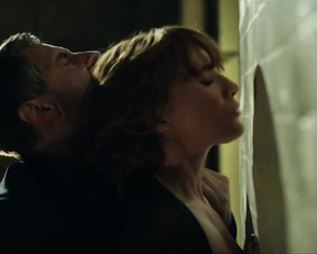 Charlie Murphy naked - Obsession s01 (2023)