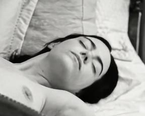 Emma Stone nude - Poor Things (2023)